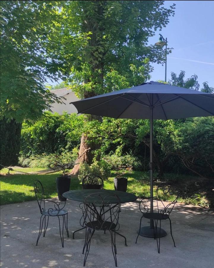 Isles-sur-Suippe Pavillon C.R B&B 외부 사진